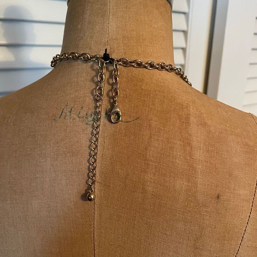 JEWELRY | copper colored floral statement necklace - Picture 6 of 7